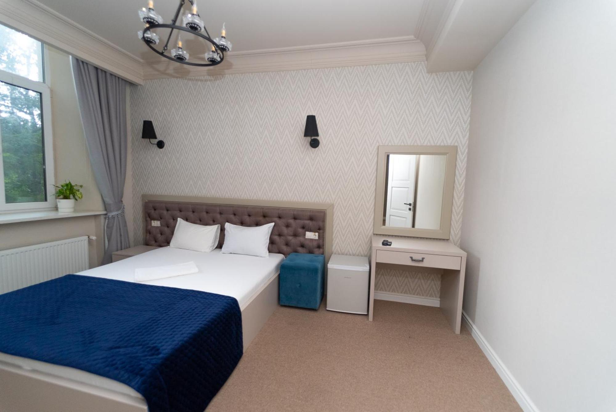 Maner Hotel Odessa Exterior foto
